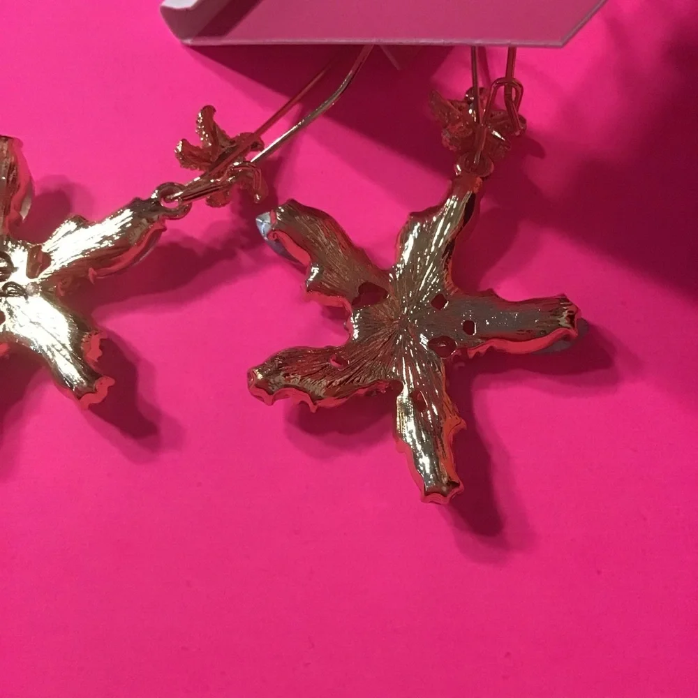 ⭐️SOLD NWT BETSEY JOHNSON STARFISH EARRINGS - Picture 10 of 11